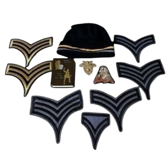 Vintage 1990s West Point assortment of patches pins hat - Picture 1 of 7